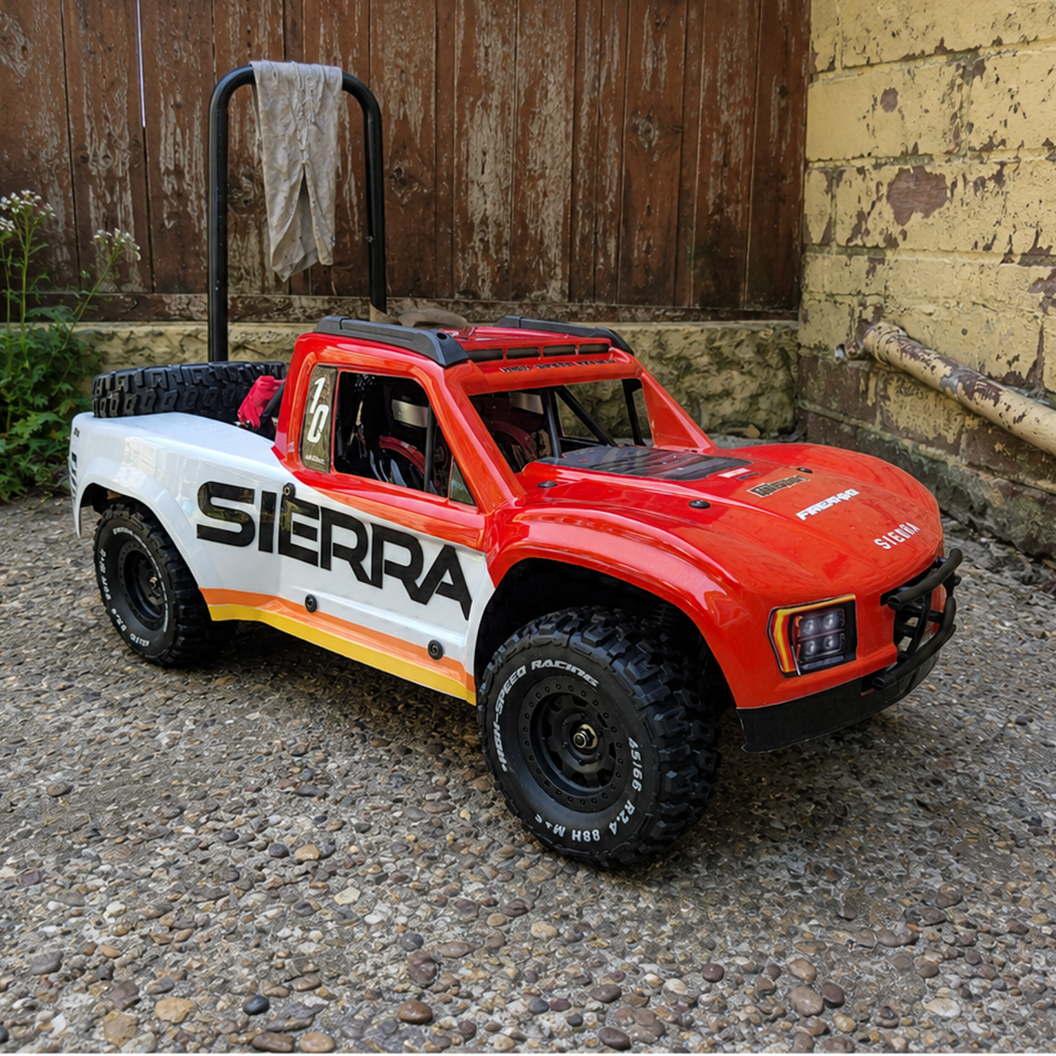UDIRC SIERRA MAX UD1002P 1/10 4WD Brushless RTR RC Trophy Truck