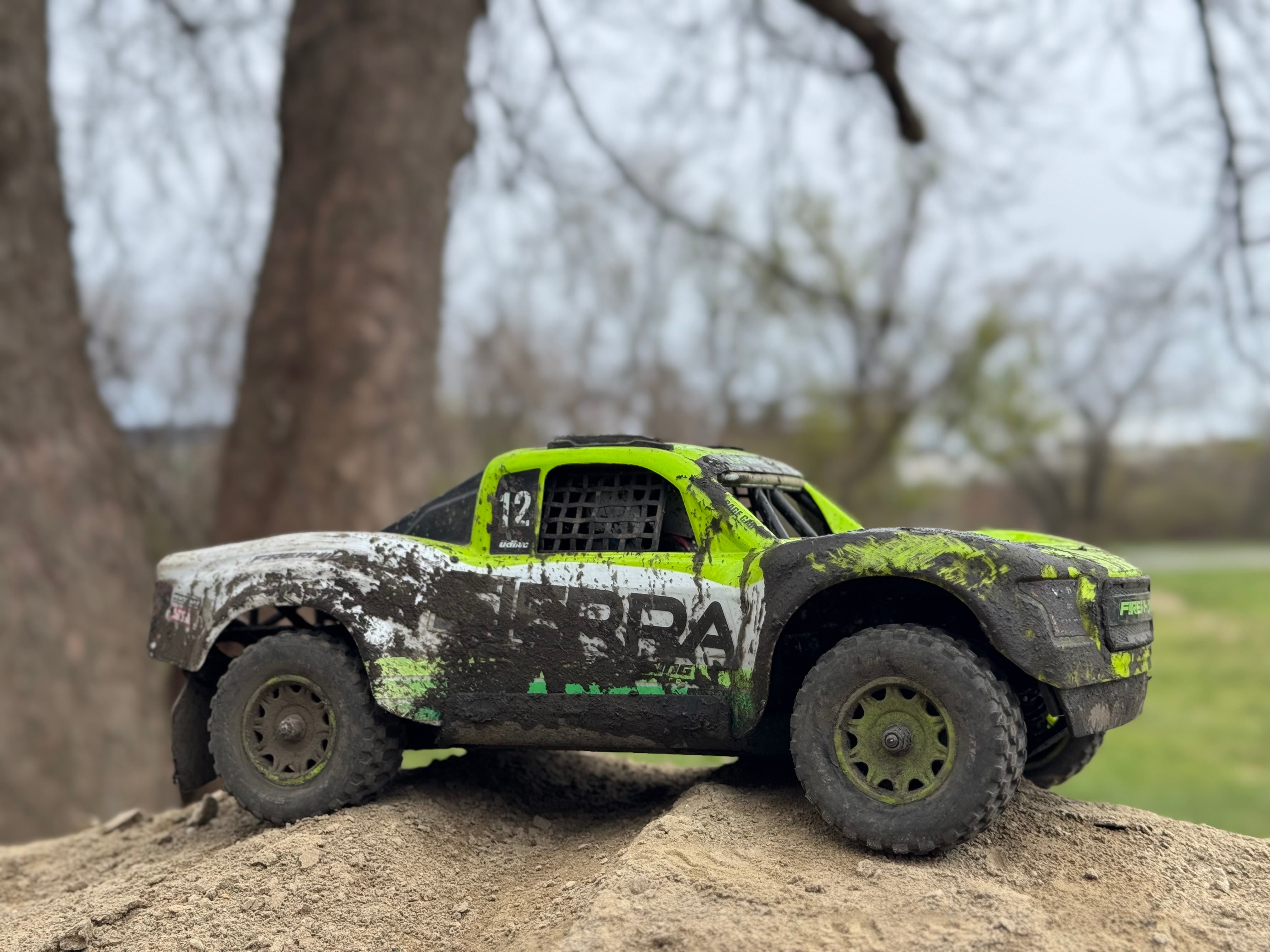 UDIRC SIERRA UD1203PRO 1/12 4WD Brushless RC Truck, 80KM/H High-Speed Off-Road Short Course Car with Gyro Stabilization (Battery & Charger Not Included)
